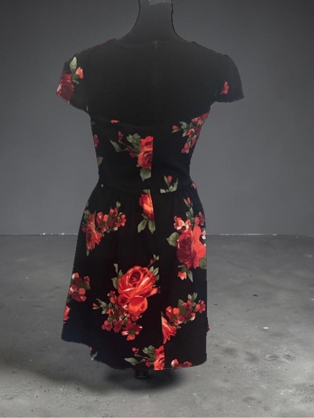 B. Smart Black Floral Fit & Flare Cap Sleeve Short Knit Dress Size 9/10 - Picture 4 of 4
